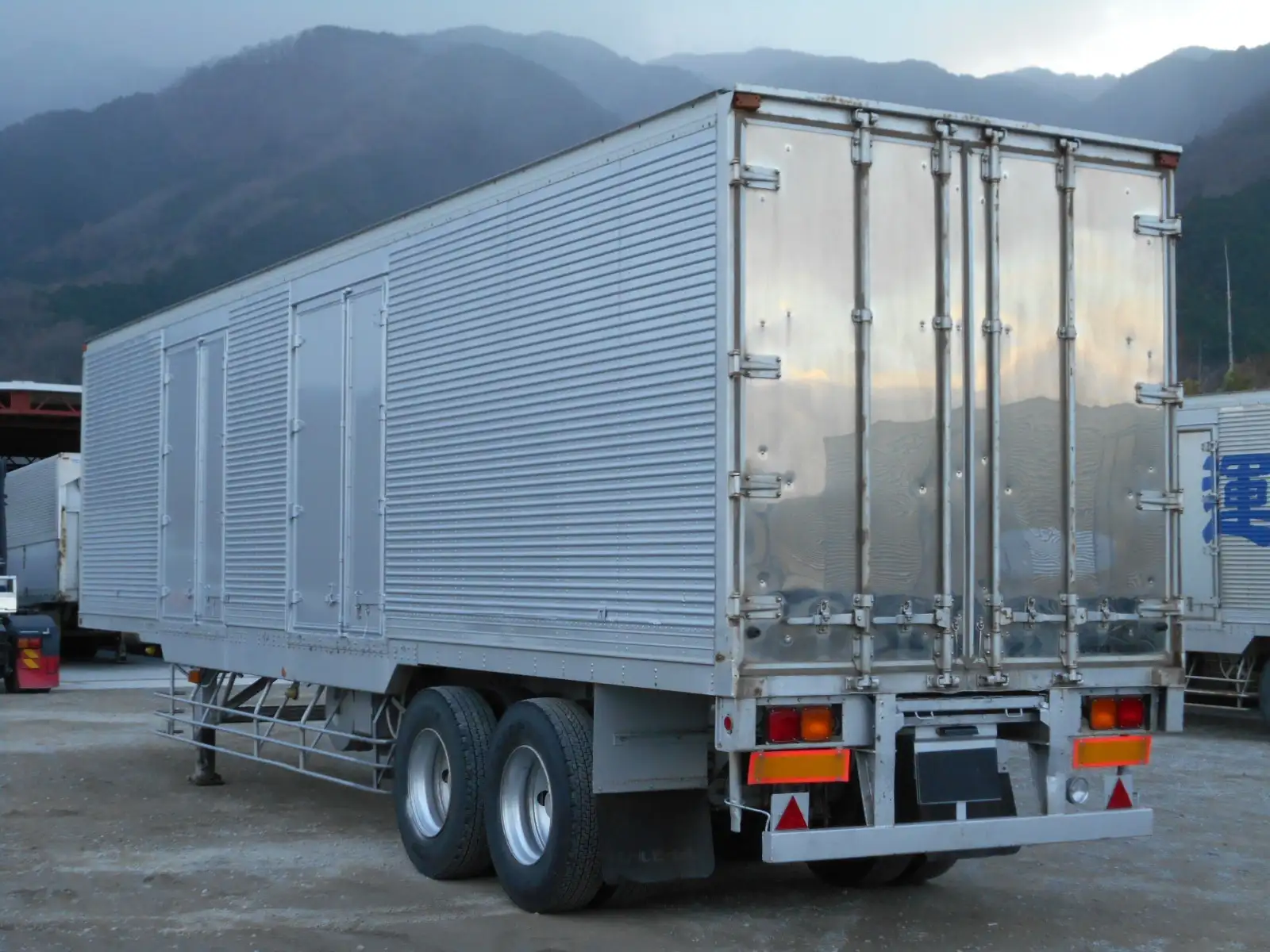 トレーモービル 国産車その他  トレーラー VFR238AC H6｜画像4