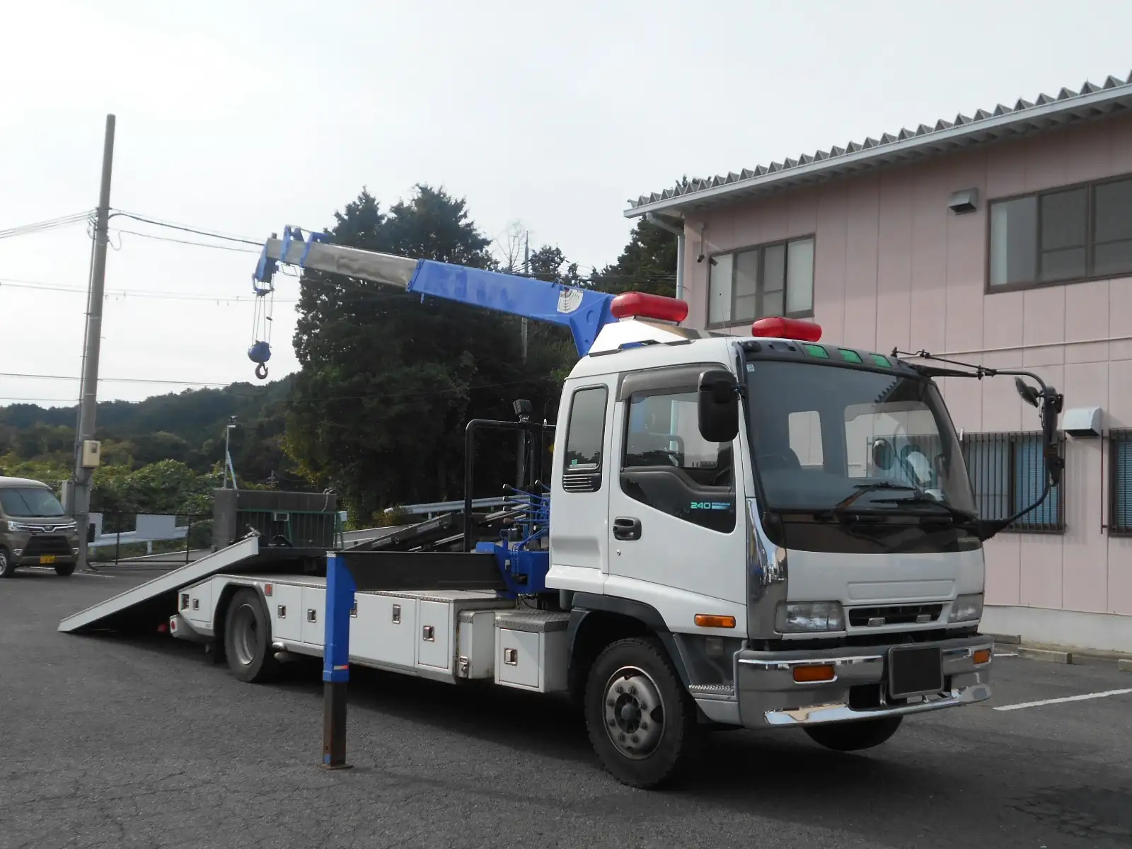 いすゞ フォワード  車両重機運搬 KK-FSD34L4 H12｜画像2