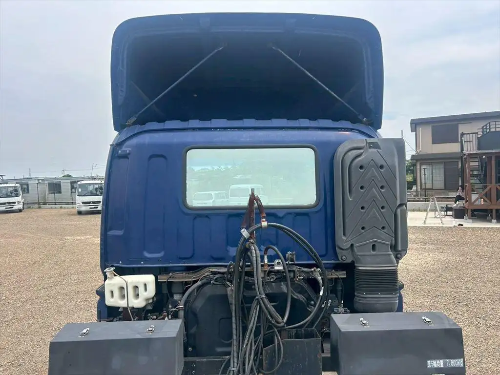 いすゞ ギガ  トラクター QKG-EXD77AG H26｜画像6