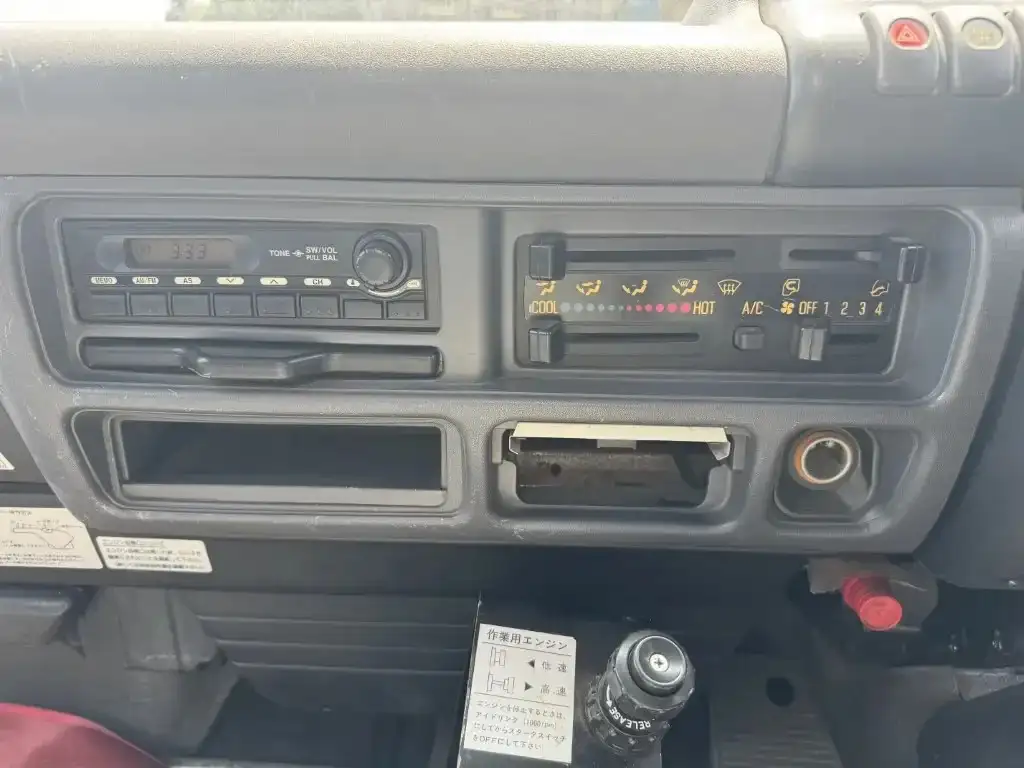 いすゞ エルフ  タンク車 PB-NKR81N H17｜画像12